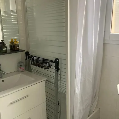Appartement Duplex Lumineux Idealement Situe Ares Exterior photo